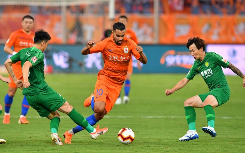 cuộc đua trung quốc kịch tính phút chót